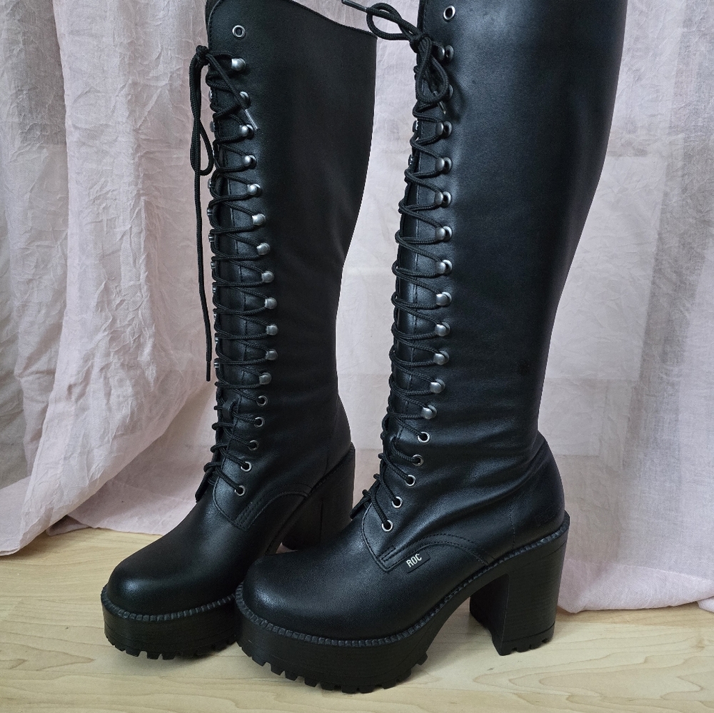 ROC Boots Austraila Lash genuine leather knee high boots size 8 us